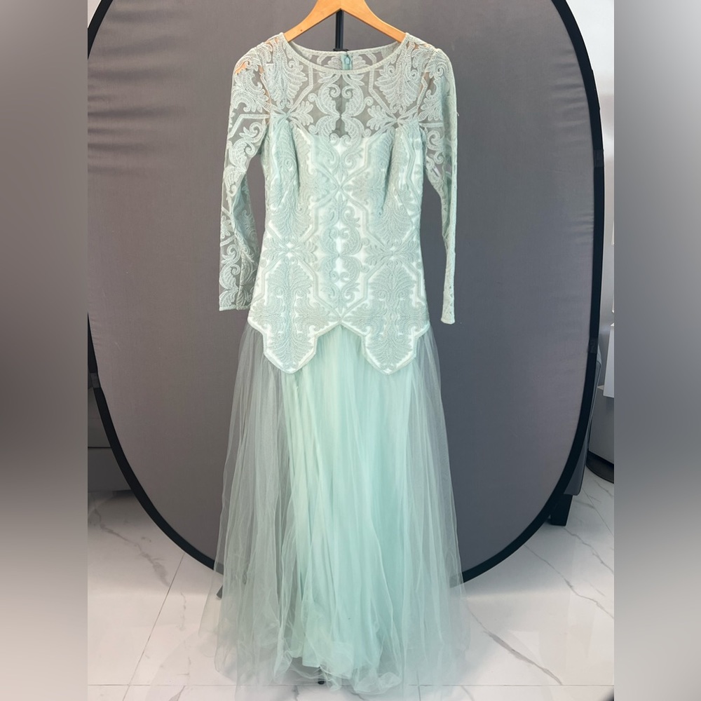 Mint Green Lace Gown. Sleeves. Tule Skirt. Maxi